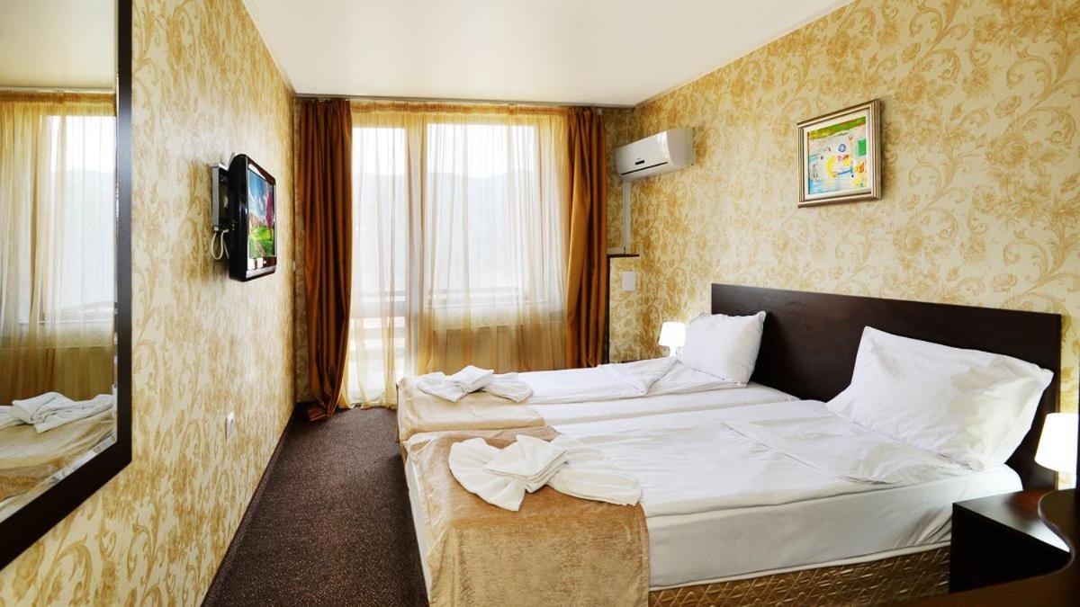 Select - Halfboard Hotel